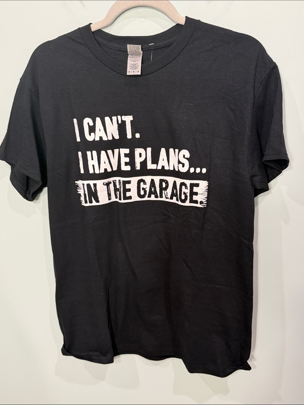 Gildan NWT Black T-Shirt with White Garage Graphic Size M